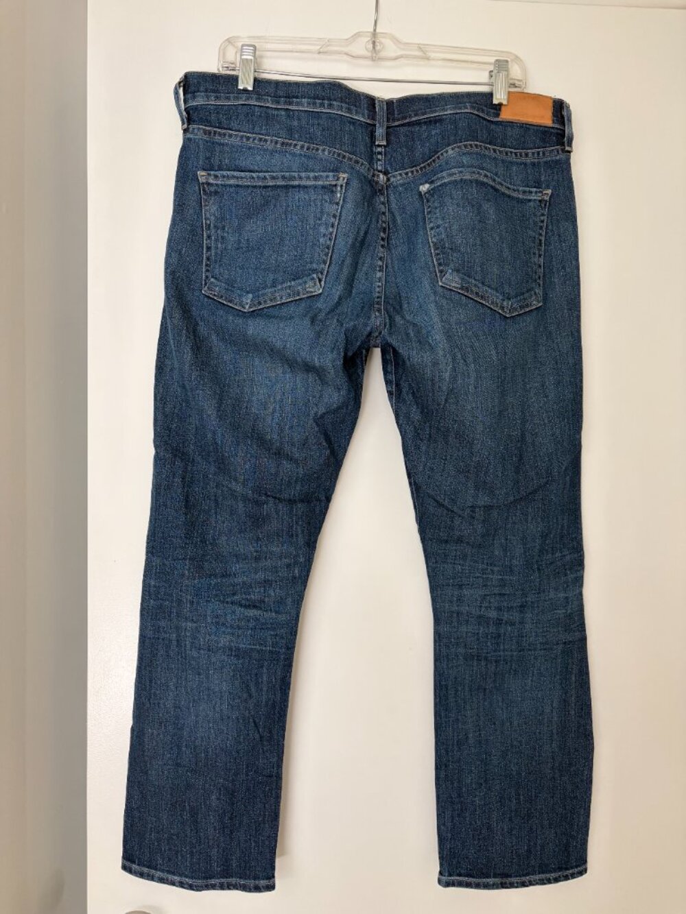 CITIZENS OF HUMANITY Emerson Jean in Dark Blue Wash Size 30 - Picture 2 of 6